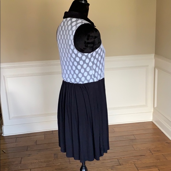 Kenzie Black & White Patterned Collar Dress NWT - Picture 5 of 8